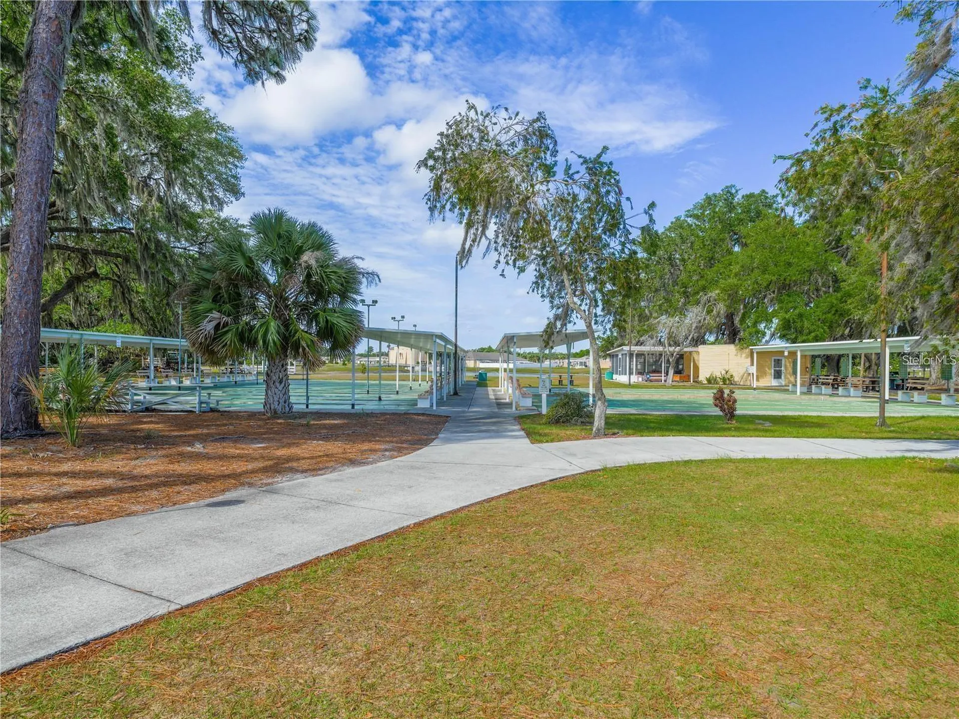 105 Club Circle Lake Wales FL 33898