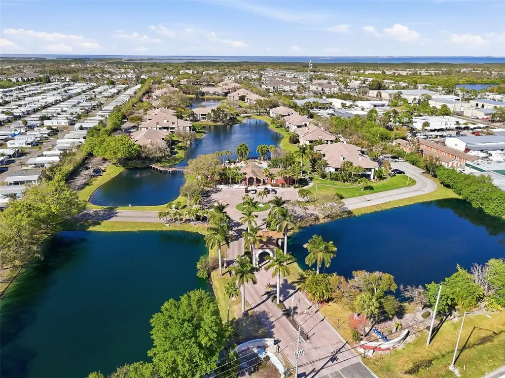 10265 Gandy Boulevard N St Petersburg FL 33702
