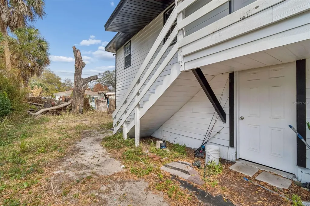 2402 Cassell Street Tampa FL 33605