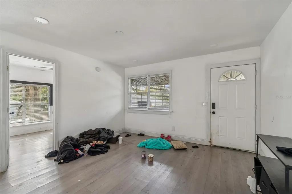 2402 Cassell Street Tampa FL 33605