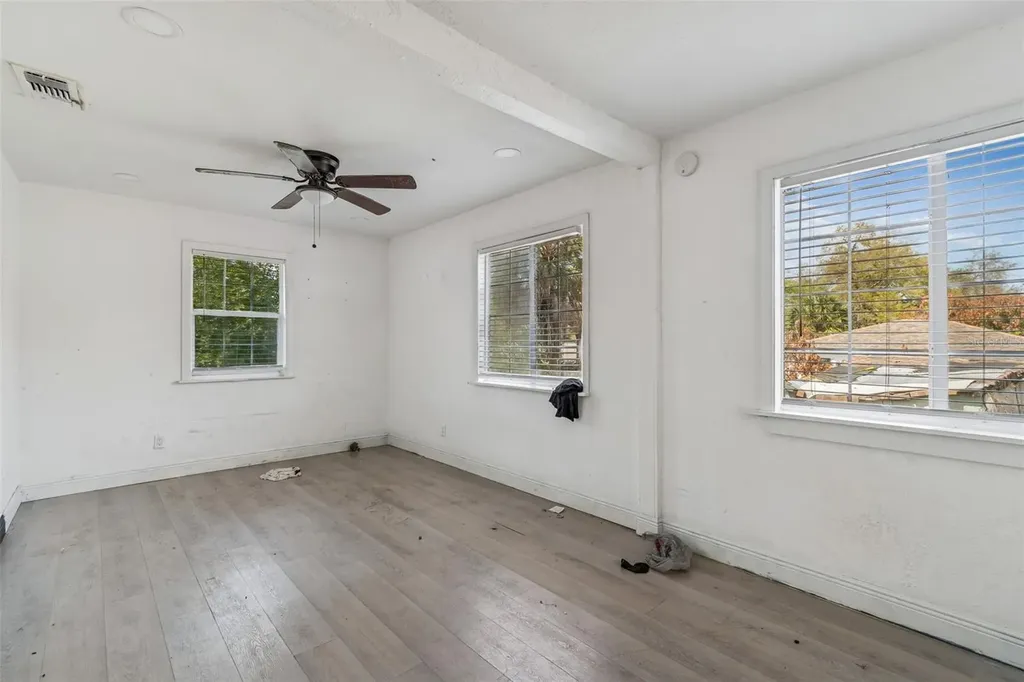 2402 Cassell Street Tampa FL 33605