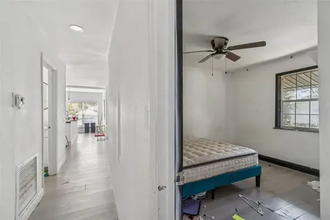 2402 Cassell Street Tampa FL 33605