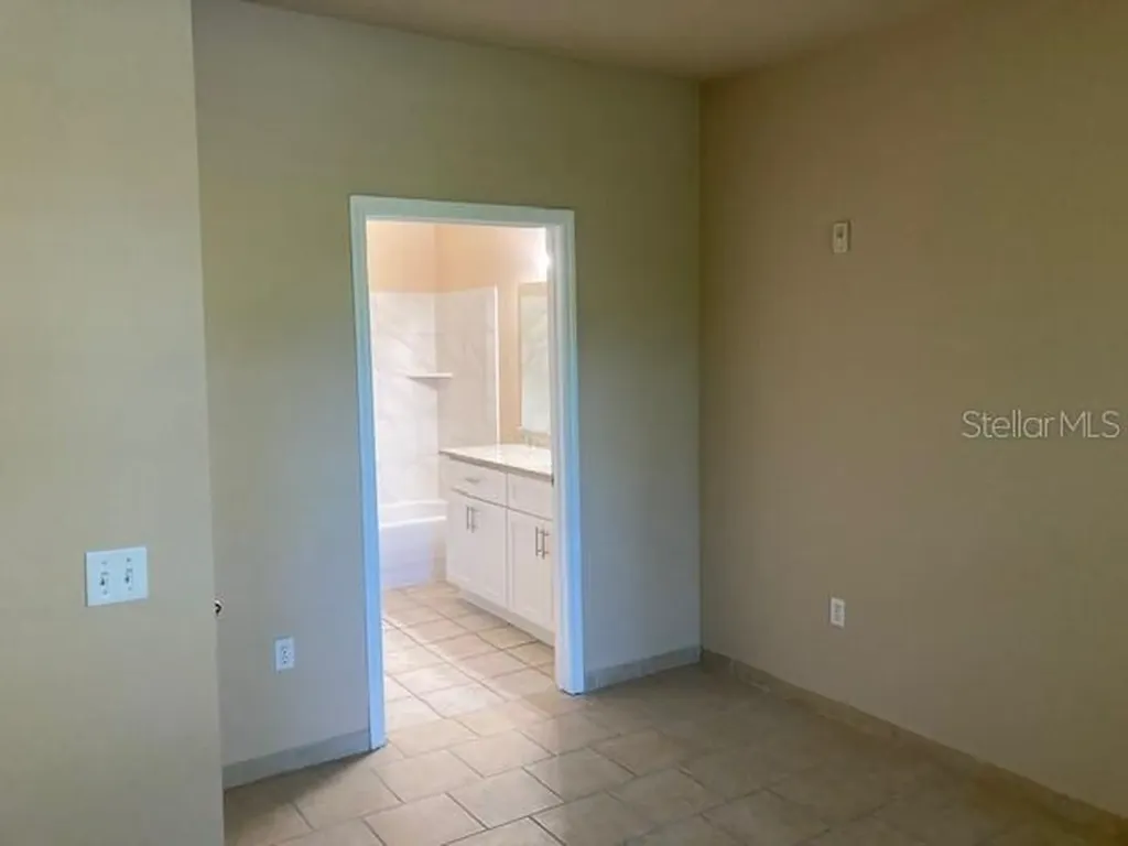5611 Bidwell Parkway Sarasota FL 34233