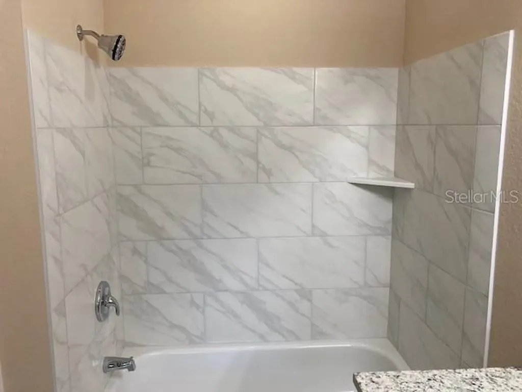5611 Bidwell Parkway Sarasota FL 34233