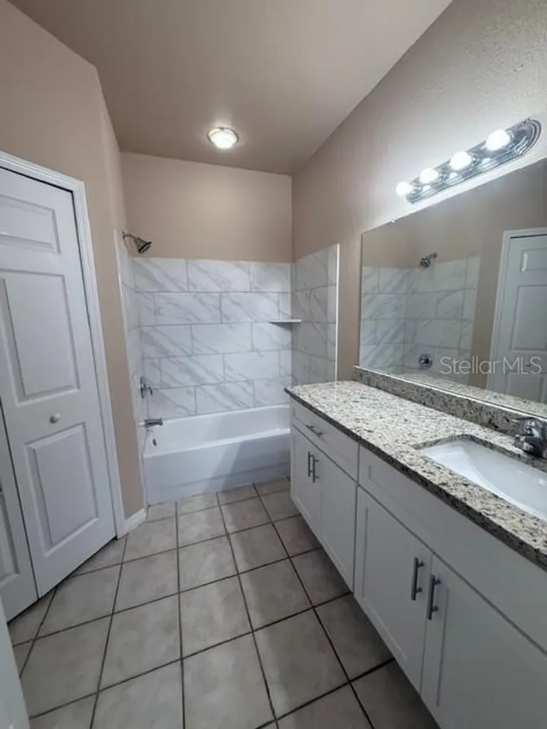 5611 Bidwell Parkway Sarasota FL 34233