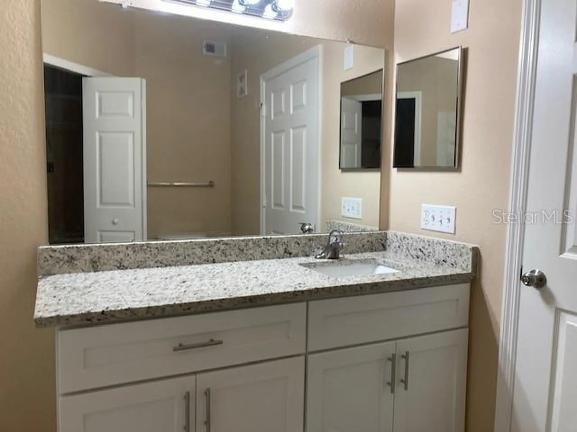 5611 Bidwell Parkway Sarasota FL 34233