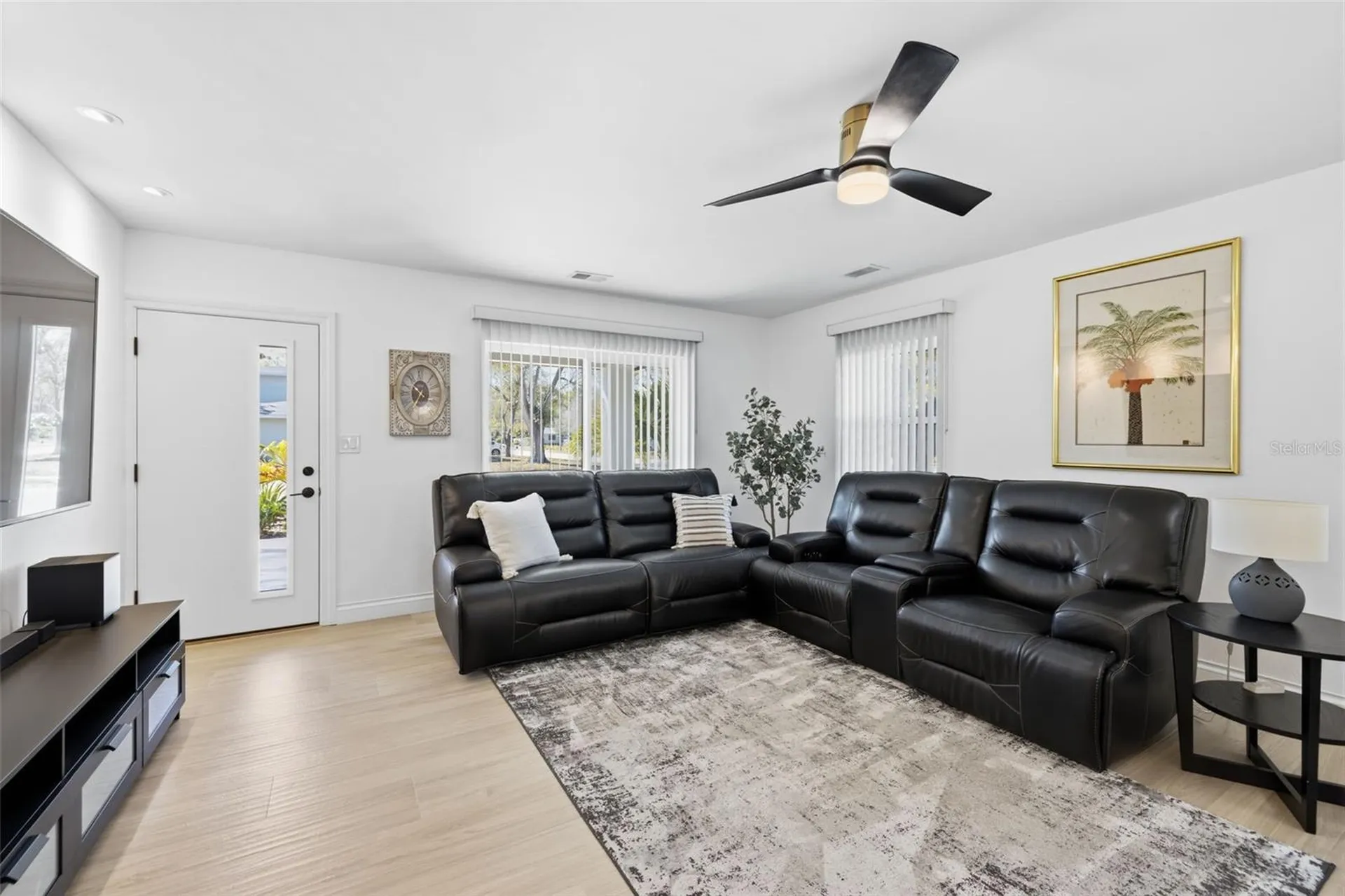 639 43rd Avenue N St Petersburg FL 33703
