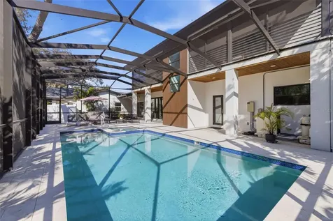 639 43rd Avenue N St Petersburg FL 33703