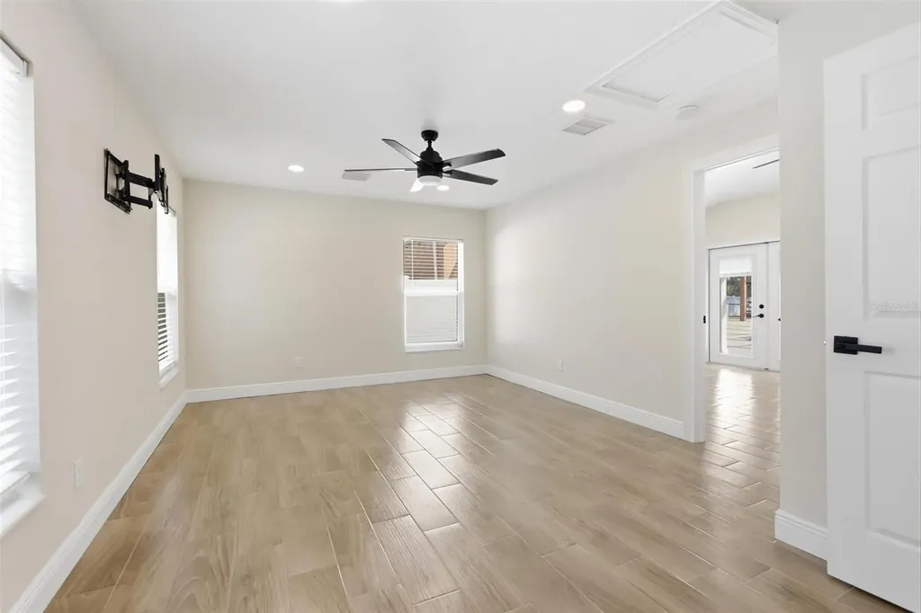438 Fort Florida Road Debary FL 32713