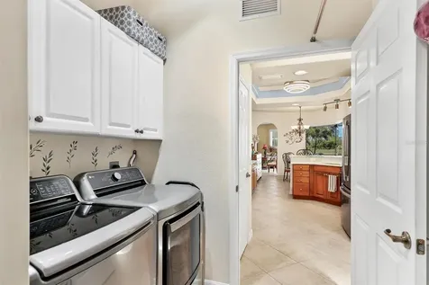 5504 White Ibis Drive North Port FL 34287