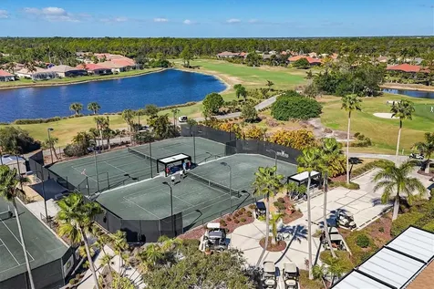 5504 White Ibis Drive North Port FL 34287