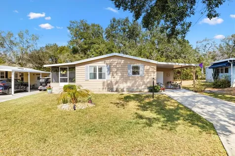 520 Saint Andrews Boulevard Lady Lake FL 32159