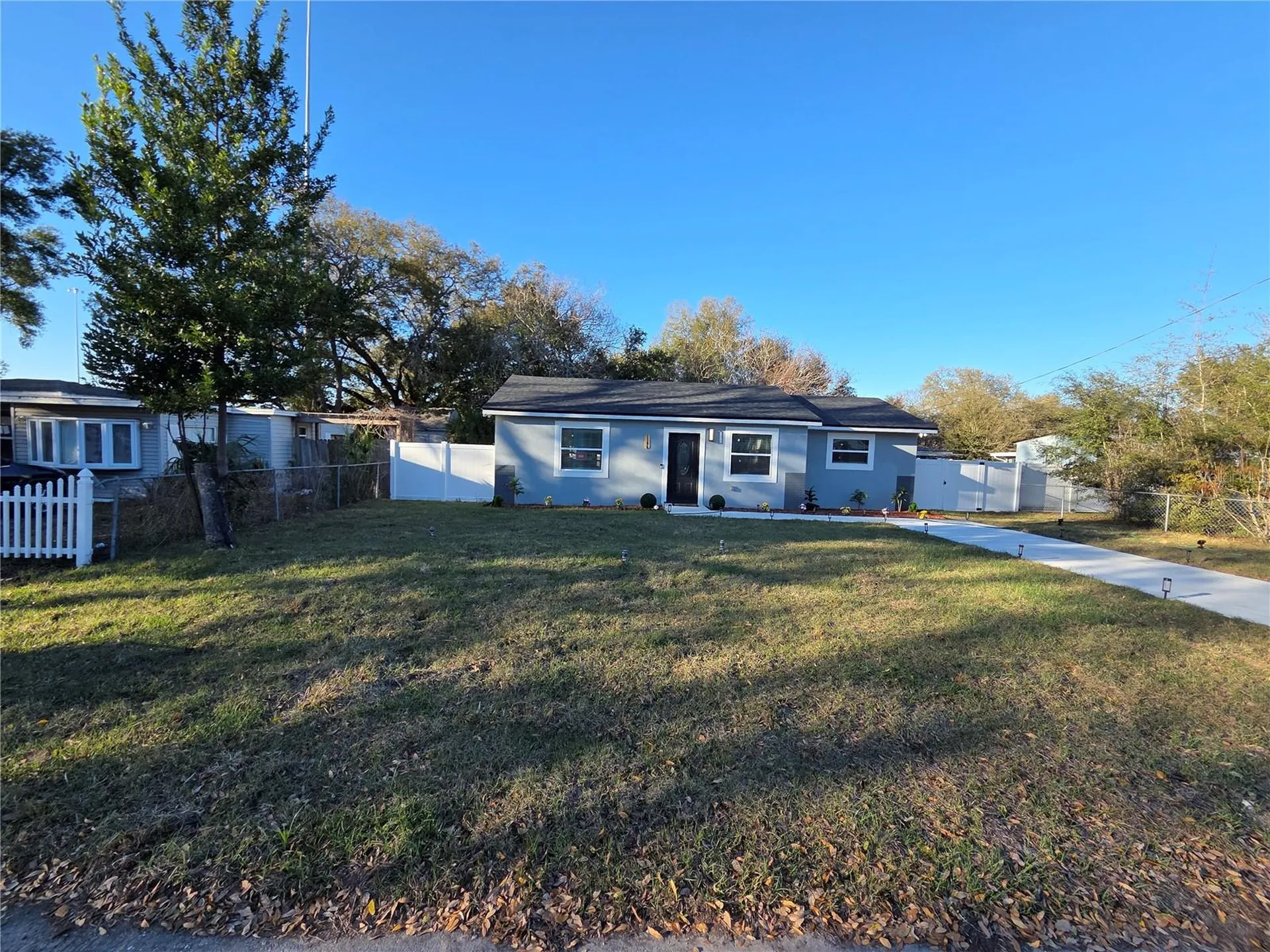1106 Valencia Road Plant City FL 33563