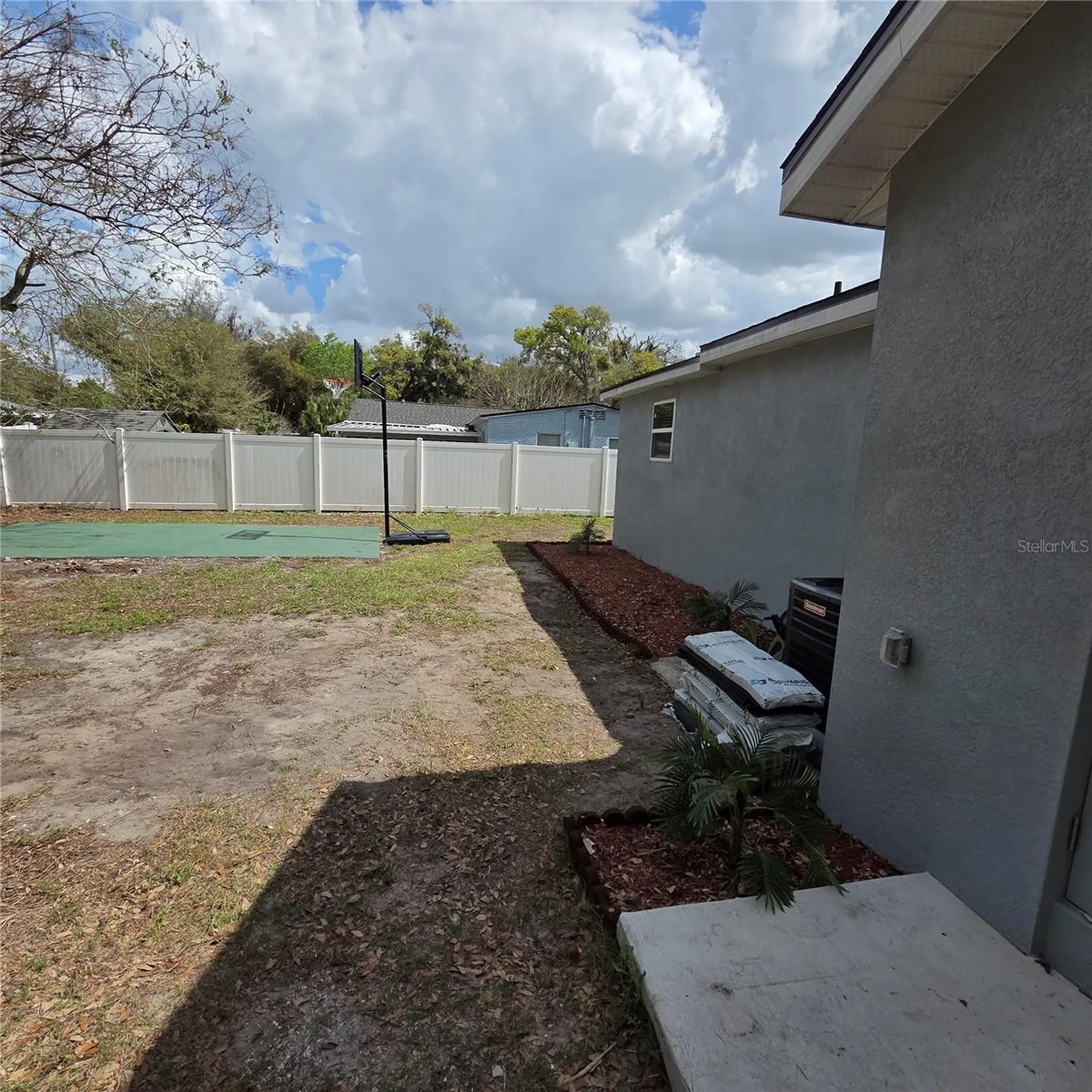 1106 Valencia Road Plant City FL 33563