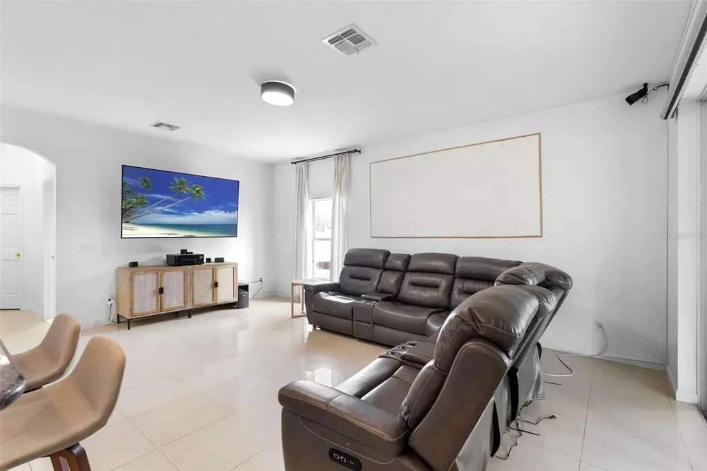 2697 Star Grass Circle Kissimmee FL 34746