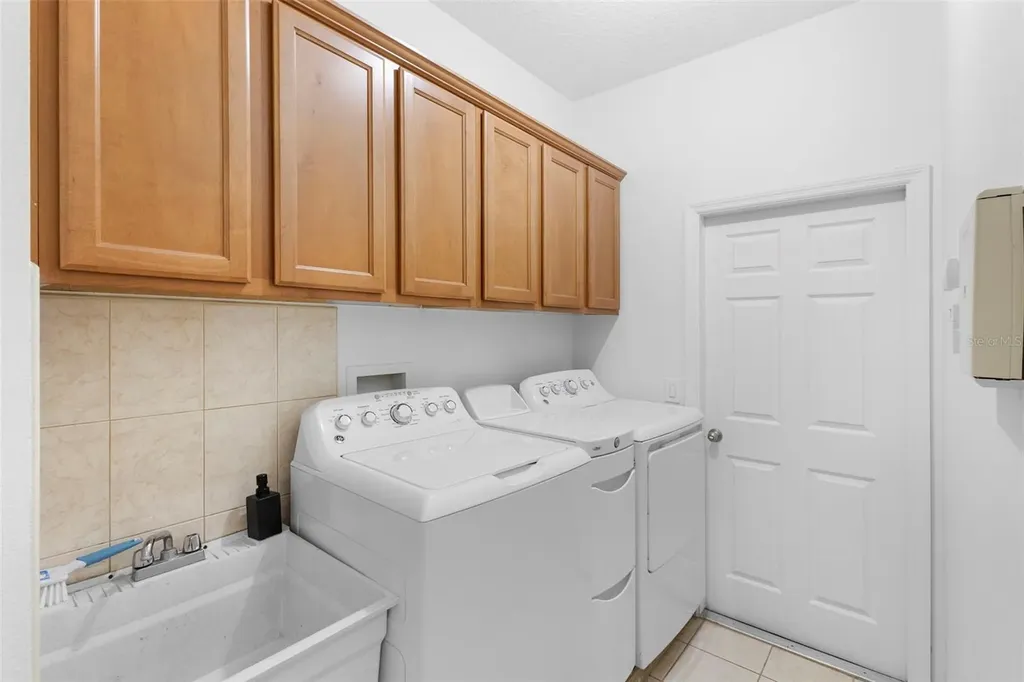 2697 Star Grass Circle Kissimmee FL 34746
