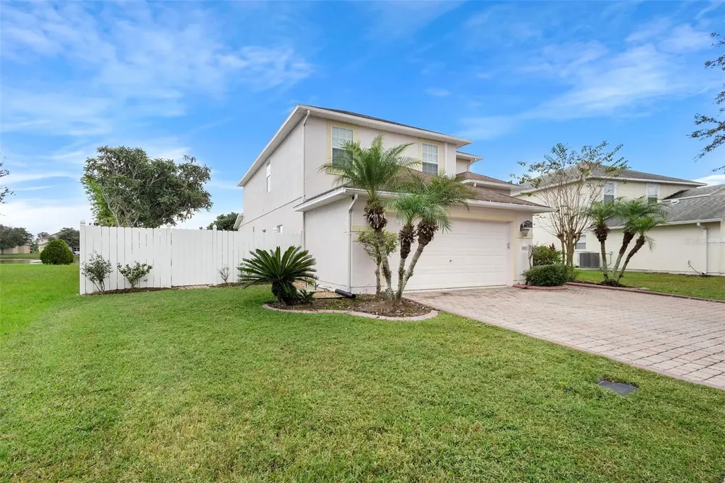 2697 Star Grass Circle Kissimmee FL 34746