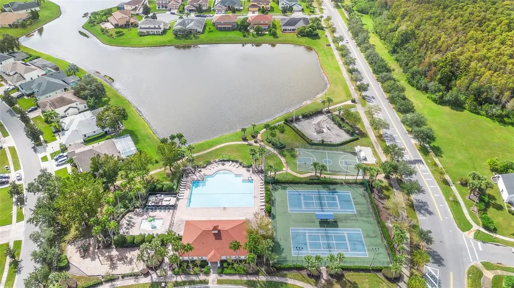 2697 Star Grass Circle Kissimmee FL 34746