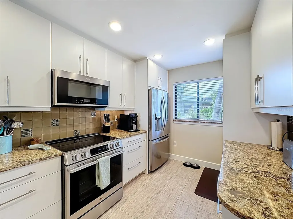 1510 Pelican Point Drive Sarasota FL 34231