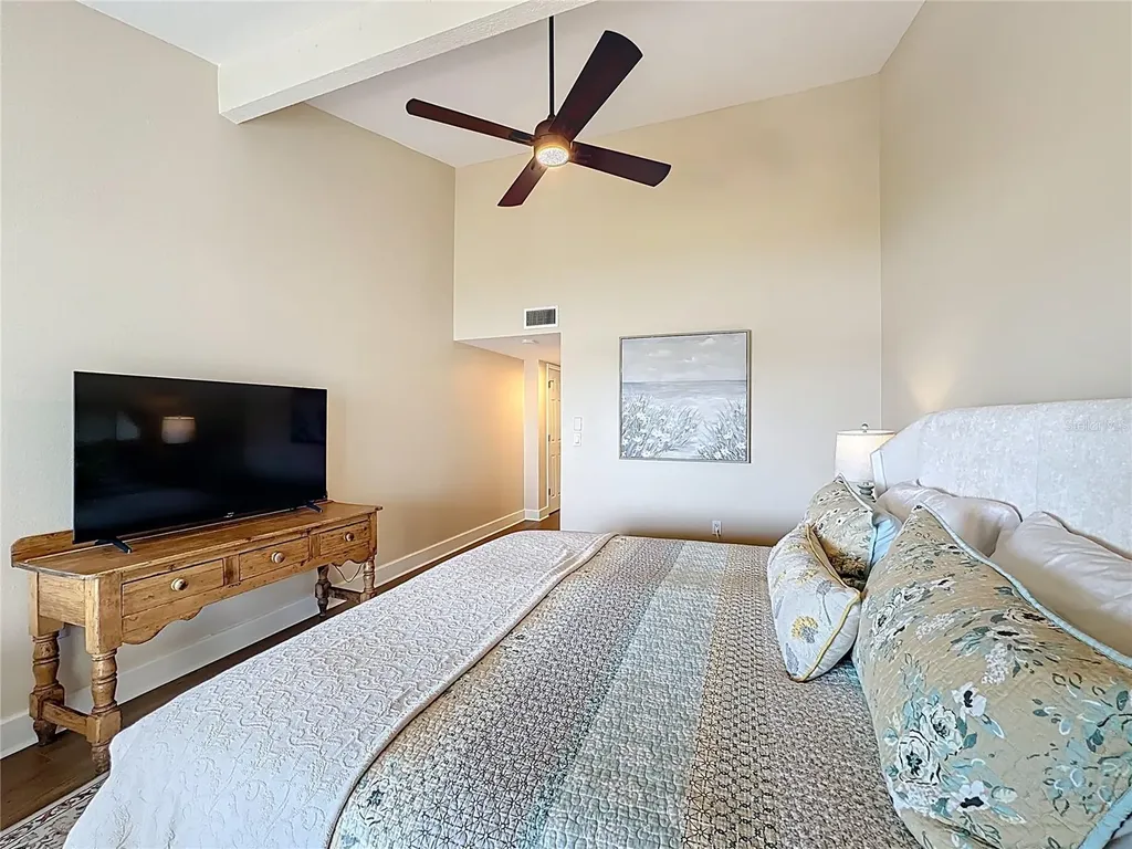 1510 Pelican Point Drive Sarasota FL 34231