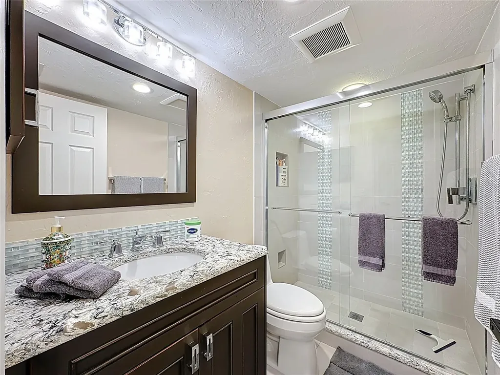 1510 Pelican Point Drive Sarasota FL 34231