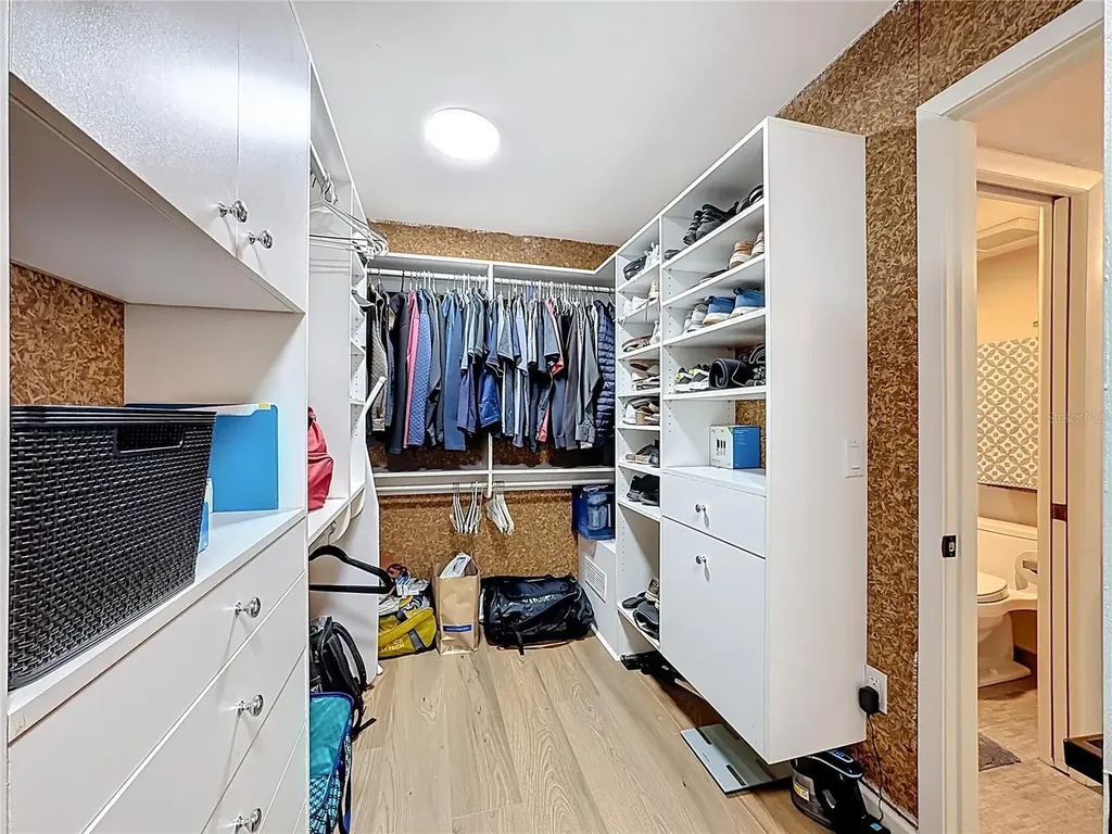 1510 Pelican Point Drive Sarasota FL 34231