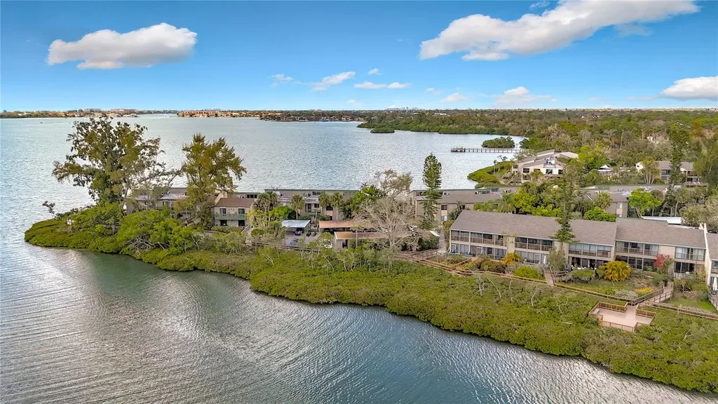 1510 Pelican Point Drive Sarasota FL 34231
