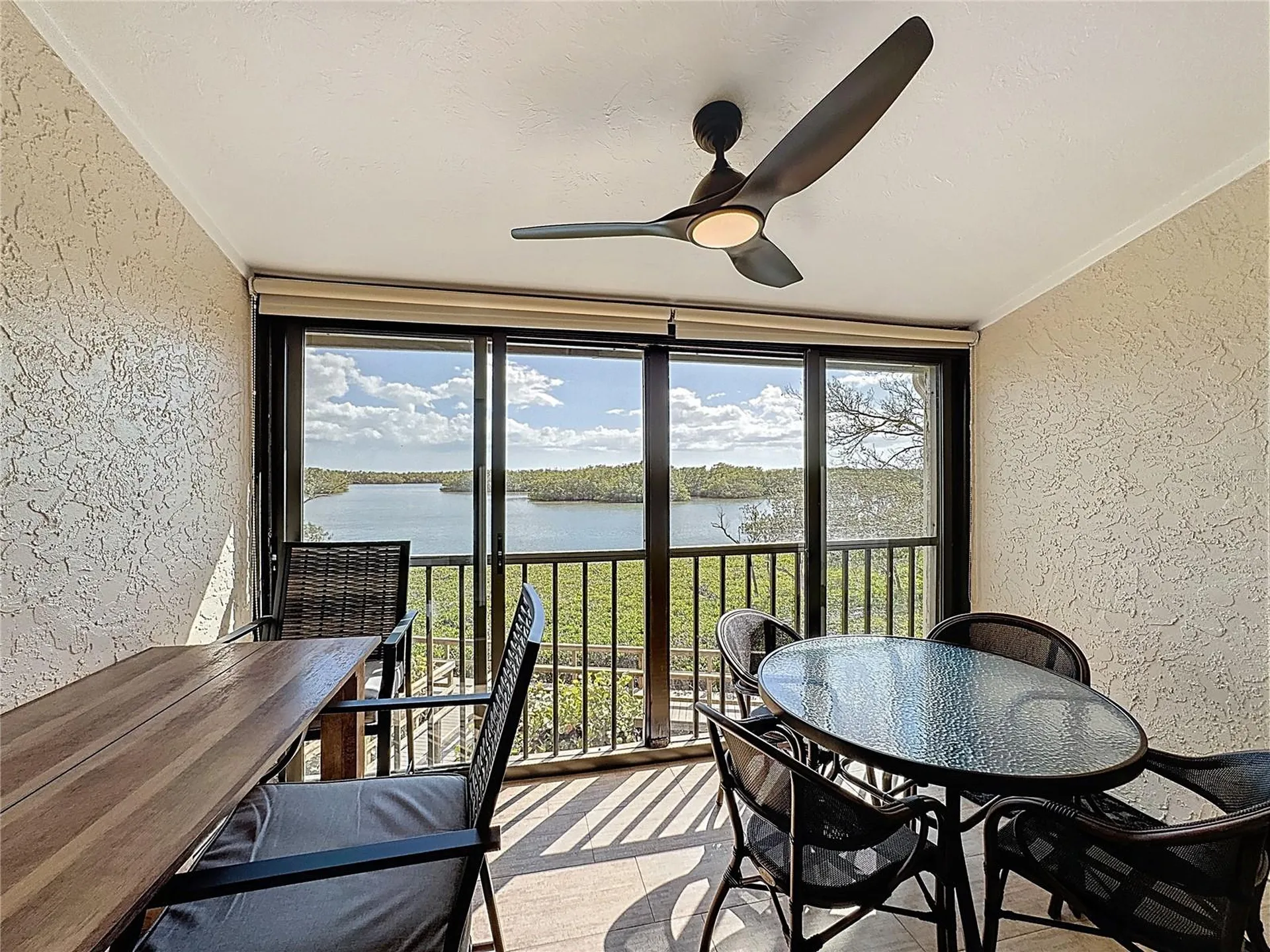 1510 Pelican Point Drive Sarasota FL 34231
