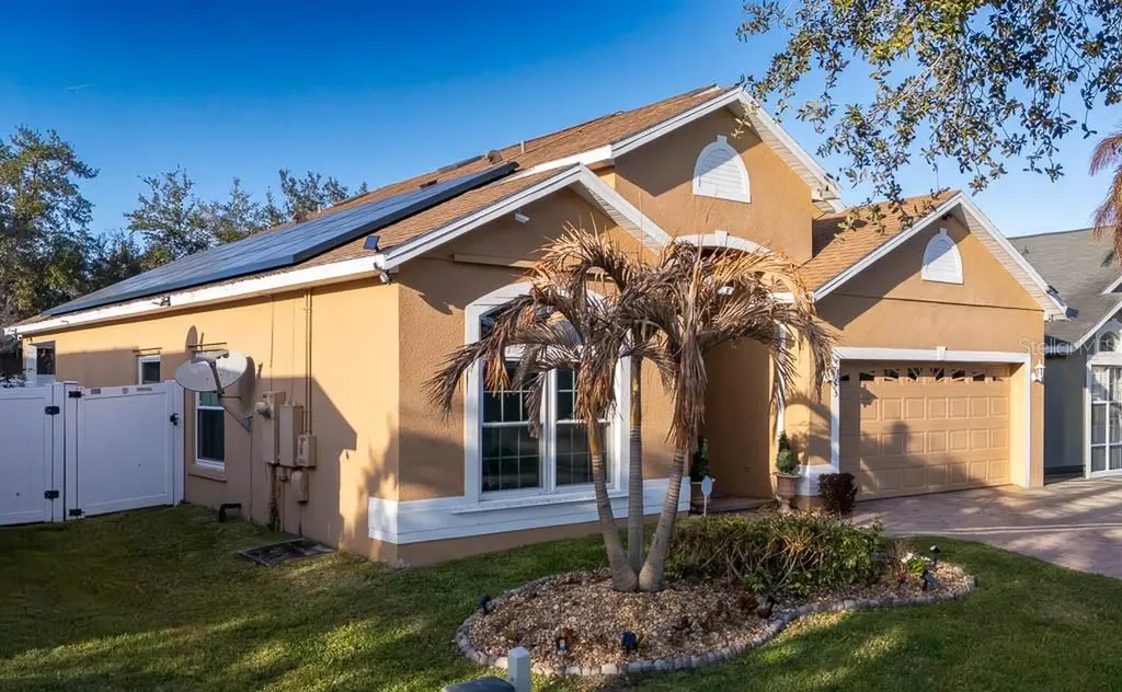 8915 Victoria Isle Place Orlando FL 32829