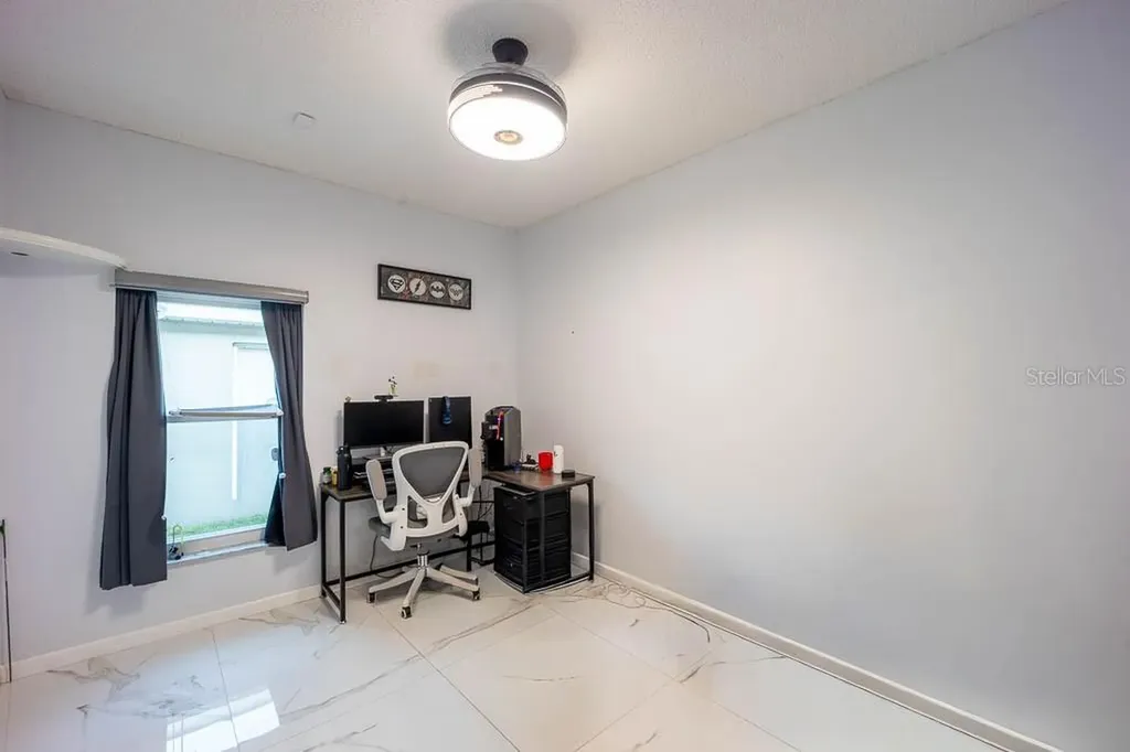 8915 Victoria Isle Place Orlando FL 32829