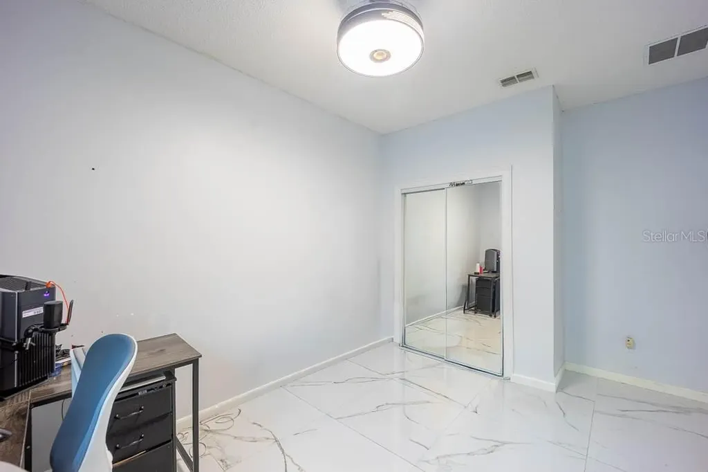 8915 Victoria Isle Place Orlando FL 32829