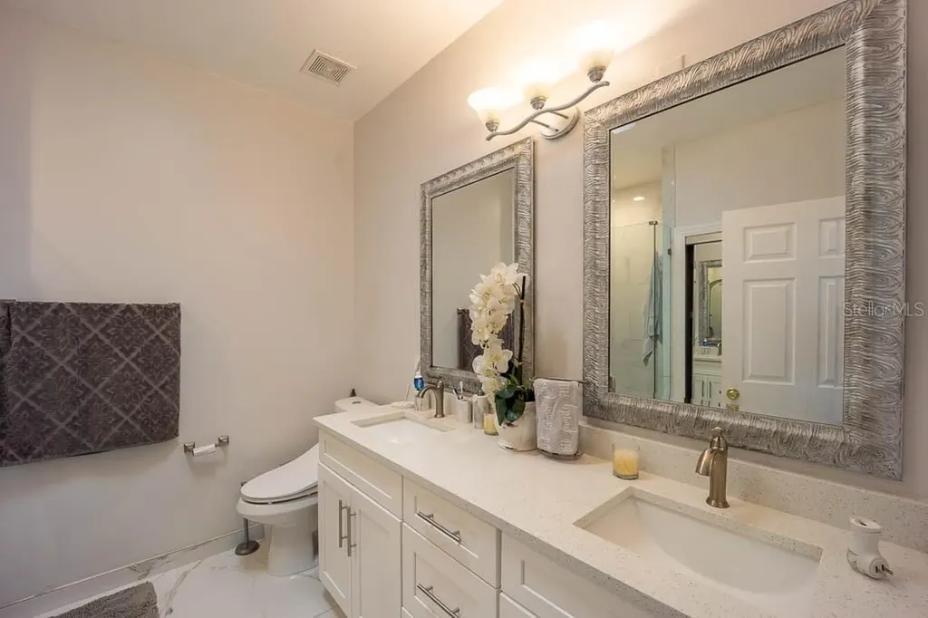 8915 Victoria Isle Place Orlando FL 32829