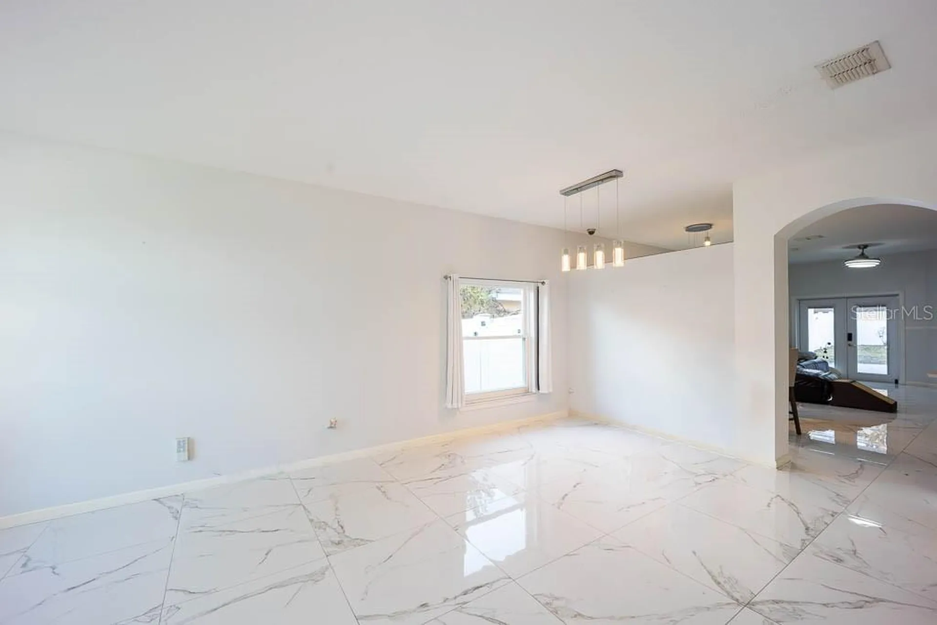 8915 Victoria Isle Place Orlando FL 32829