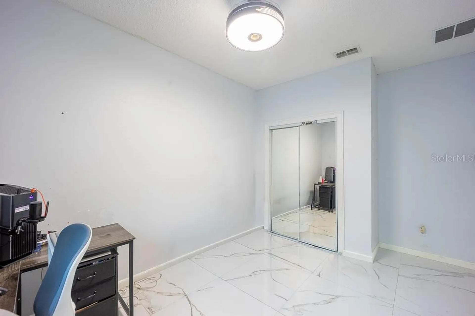 8915 Victoria Isle Place Orlando FL 32829