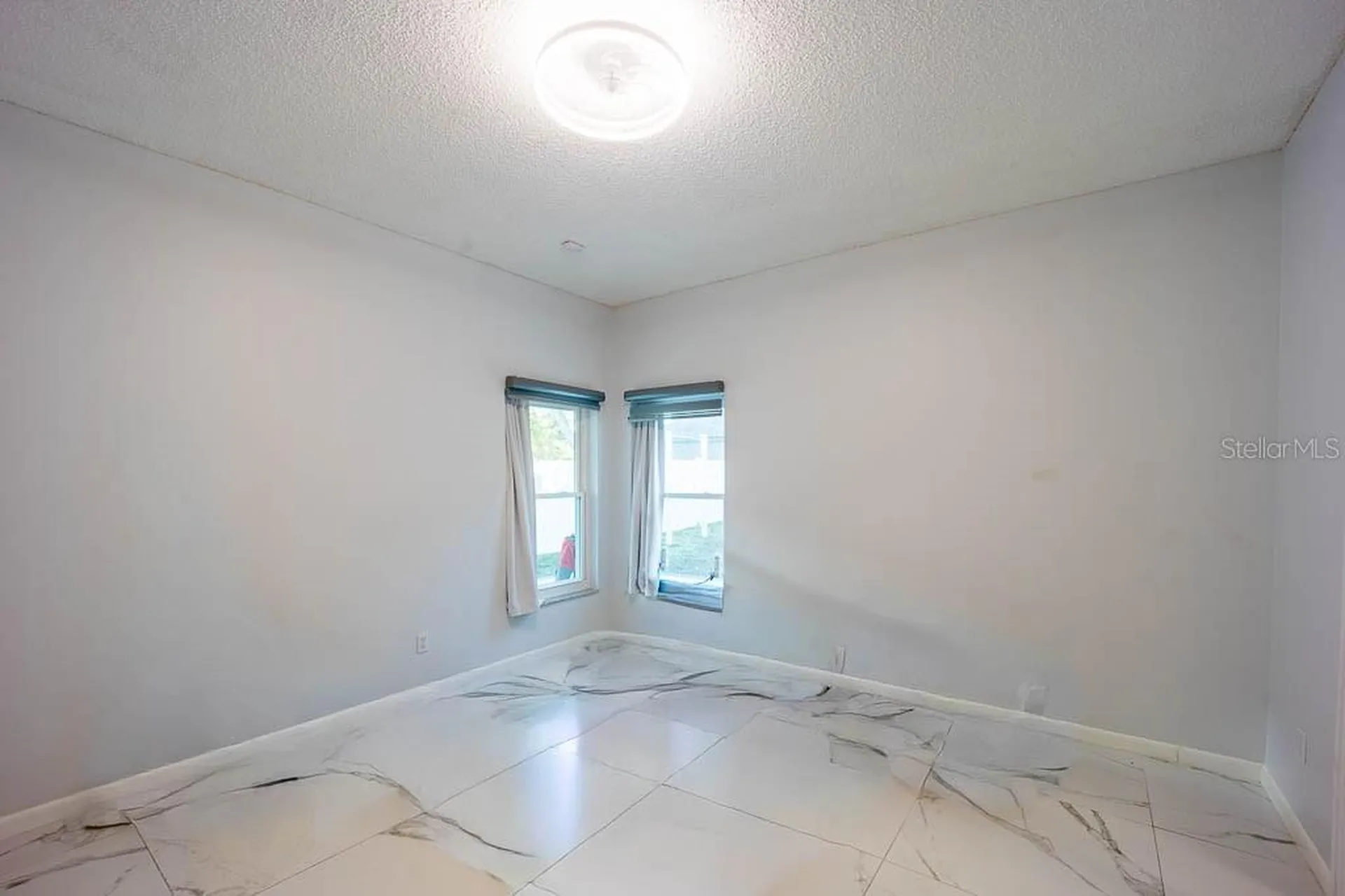 8915 Victoria Isle Place Orlando FL 32829