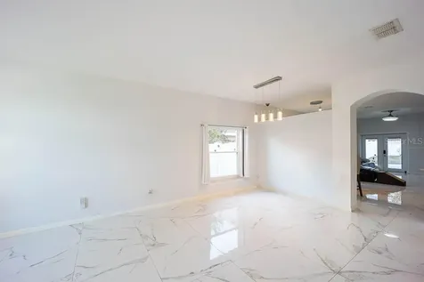 8915 Victoria Isle Place Orlando FL 32829
