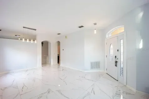 8915 Victoria Isle Place Orlando FL 32829