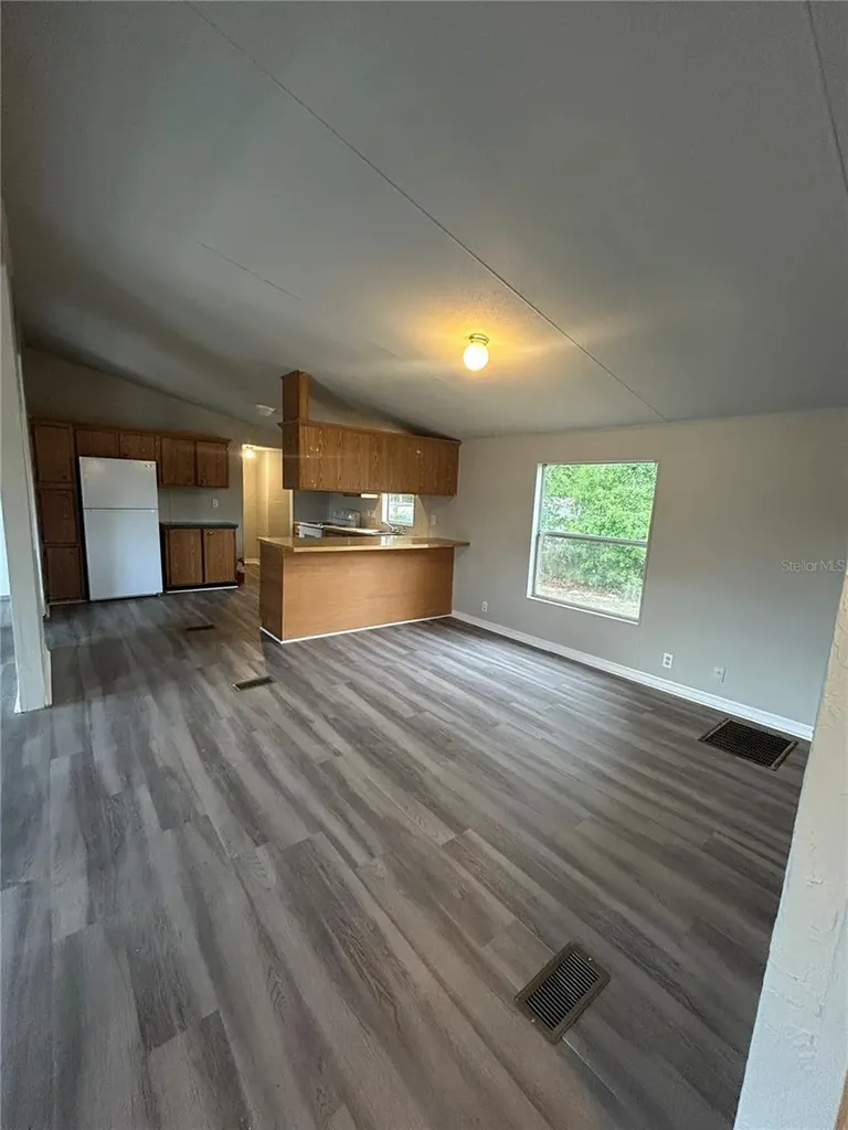 350 Ishie Avenue Bronson FL 32621