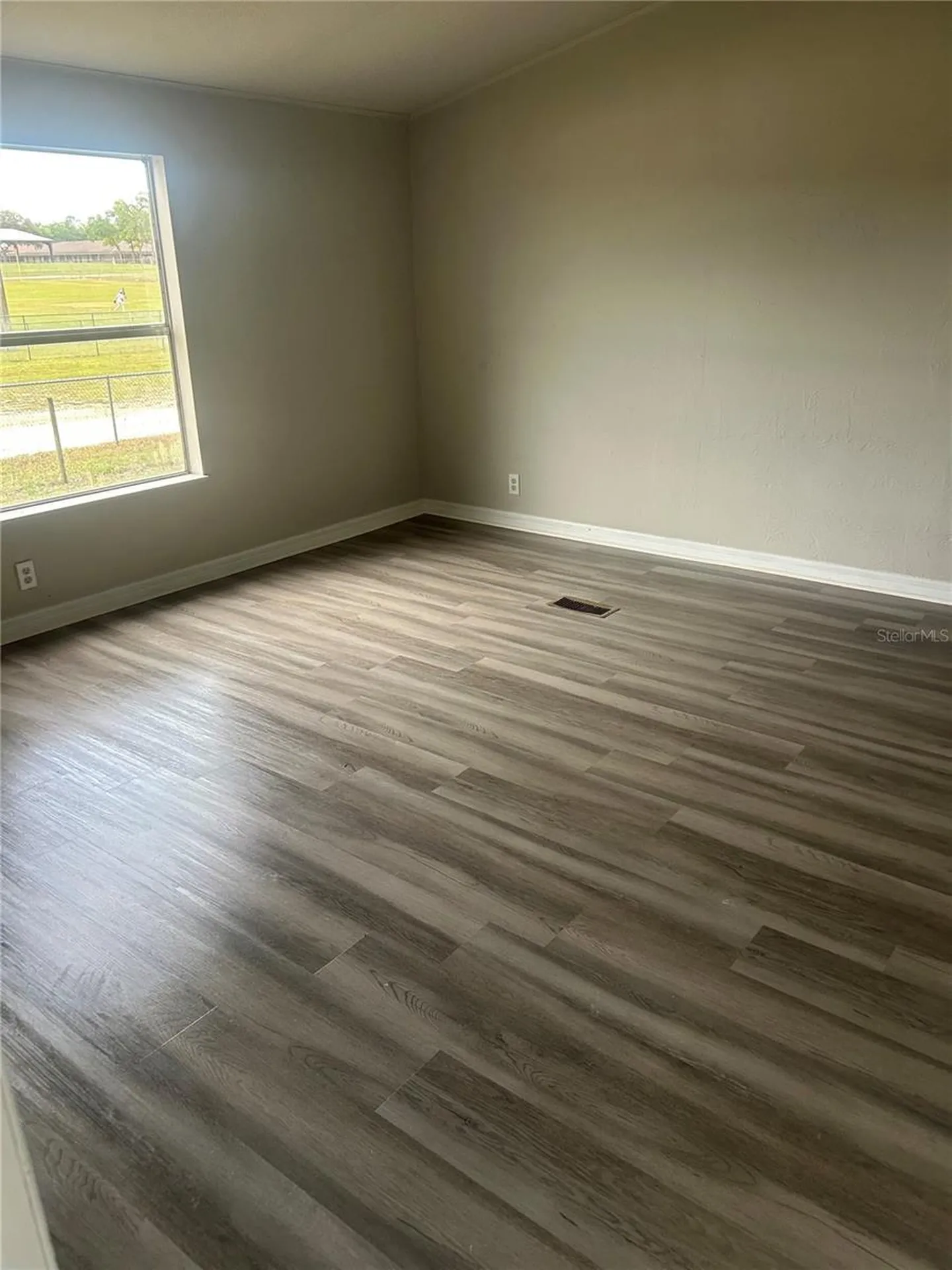 350 Ishie Avenue Bronson FL 32621