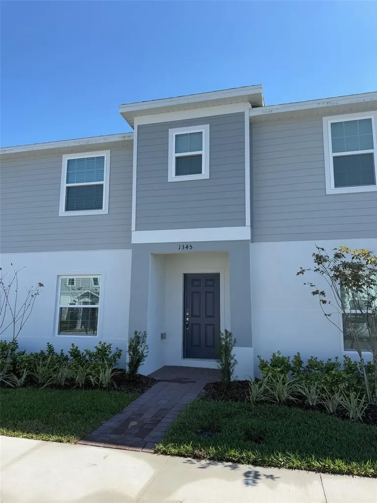 1345 Blazing Star Lane Davenport FL 33837