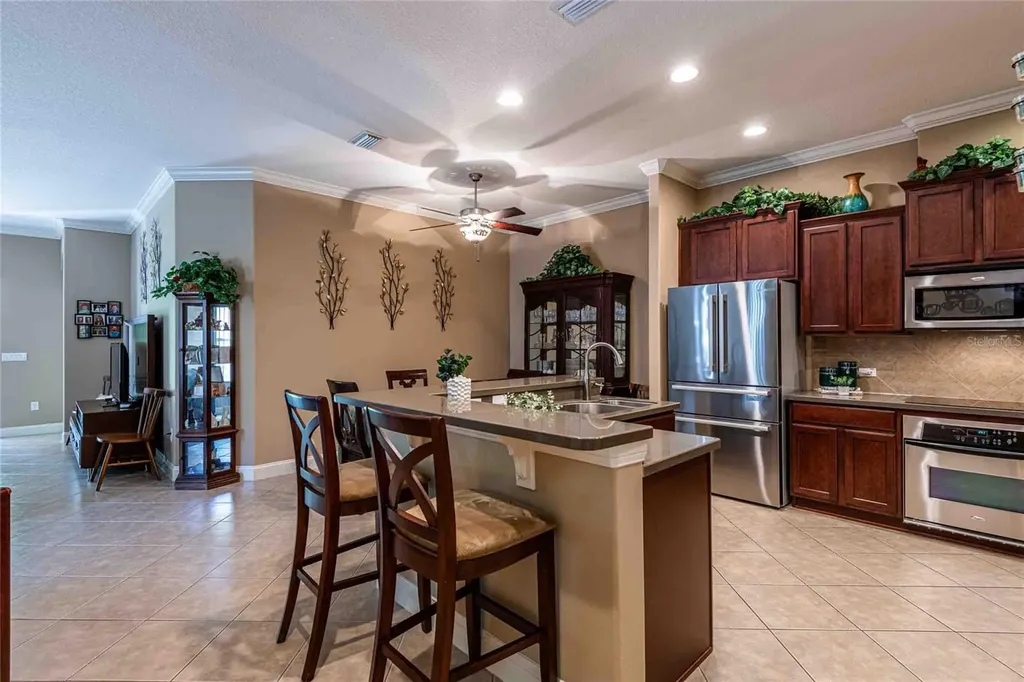 2821 Devonoak Boulevard Land O Lakes FL 34638