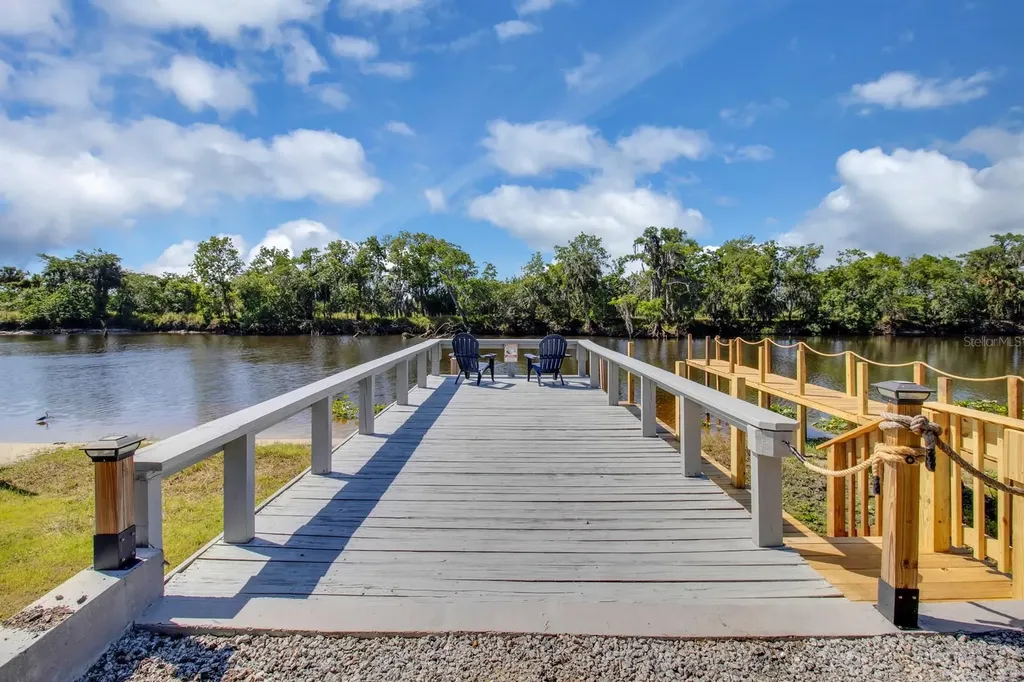 1155 Lemon Bluff Road Osteen FL 32764