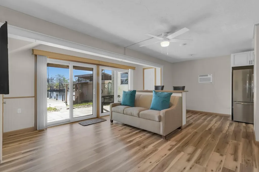 1129 Lemon Bluff Road Osteen FL 32764