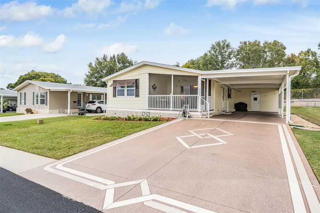 37443 Gill Avenue Zephyrhills FL 33541