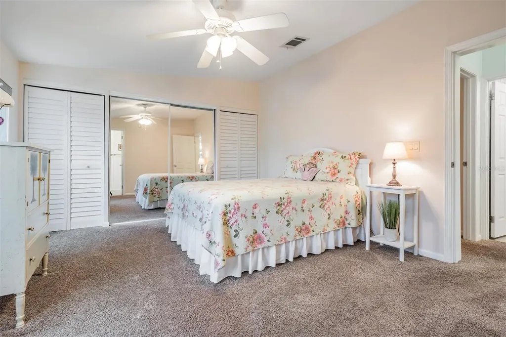 37443 Gill Avenue Zephyrhills FL 33541