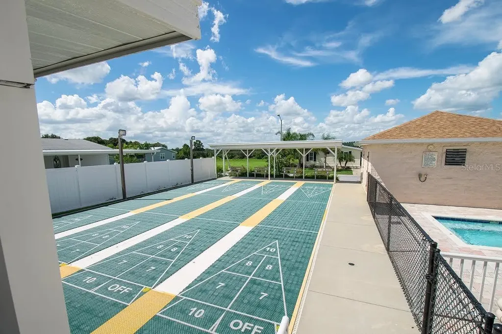 37443 Gill Avenue Zephyrhills FL 33541