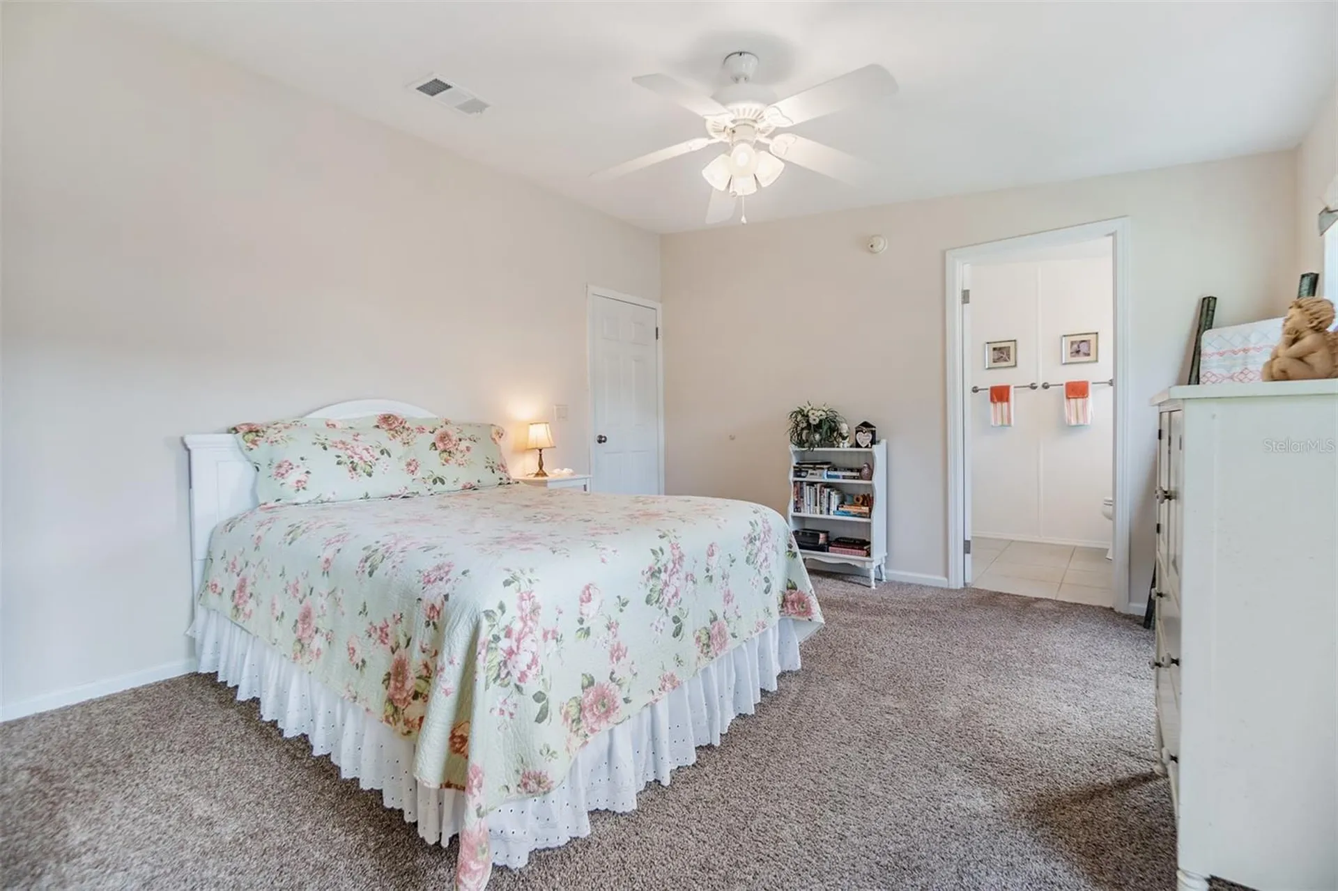 37443 Gill Avenue Zephyrhills FL 33541