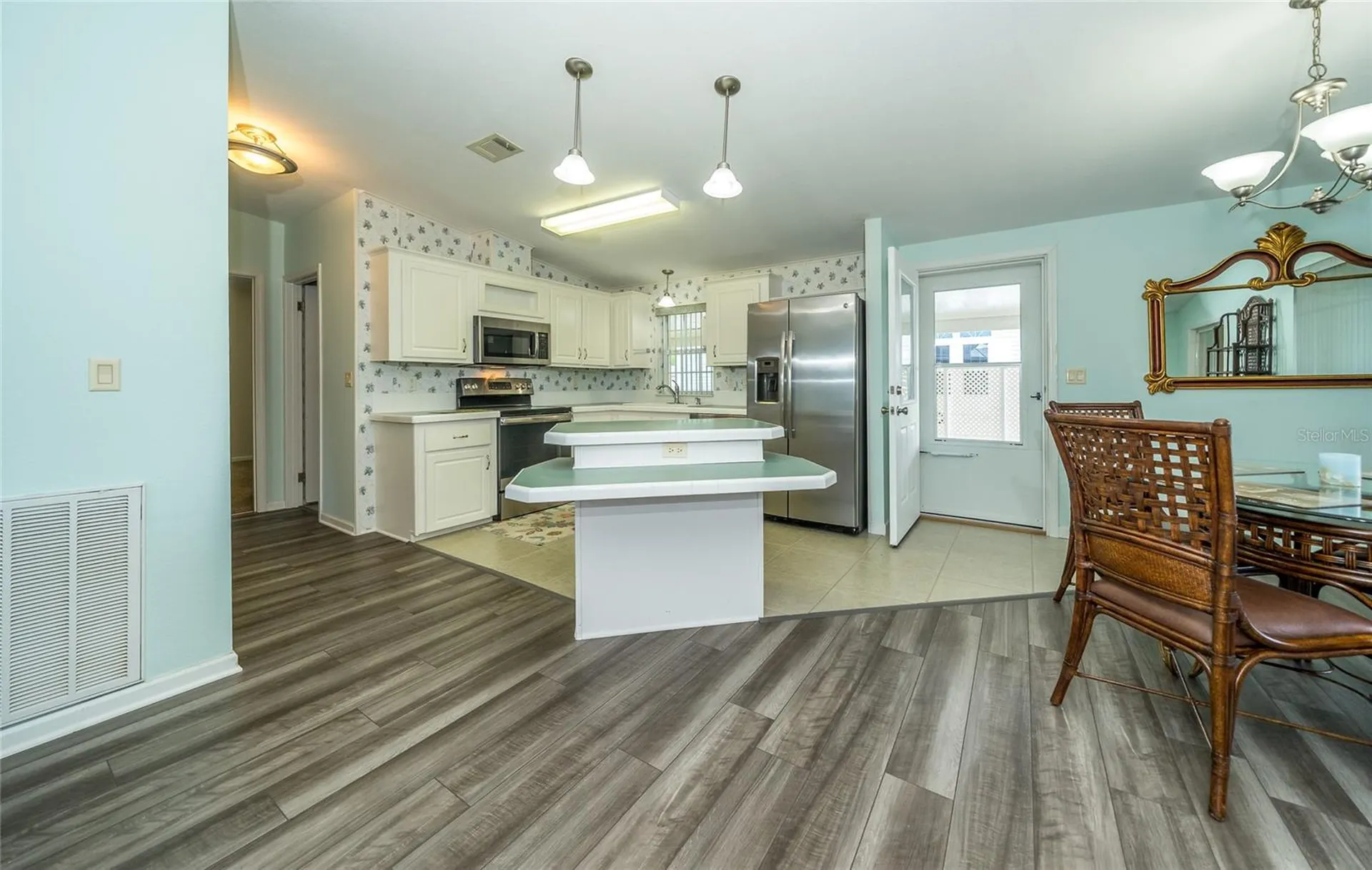 37443 Gill Avenue Zephyrhills FL 33541