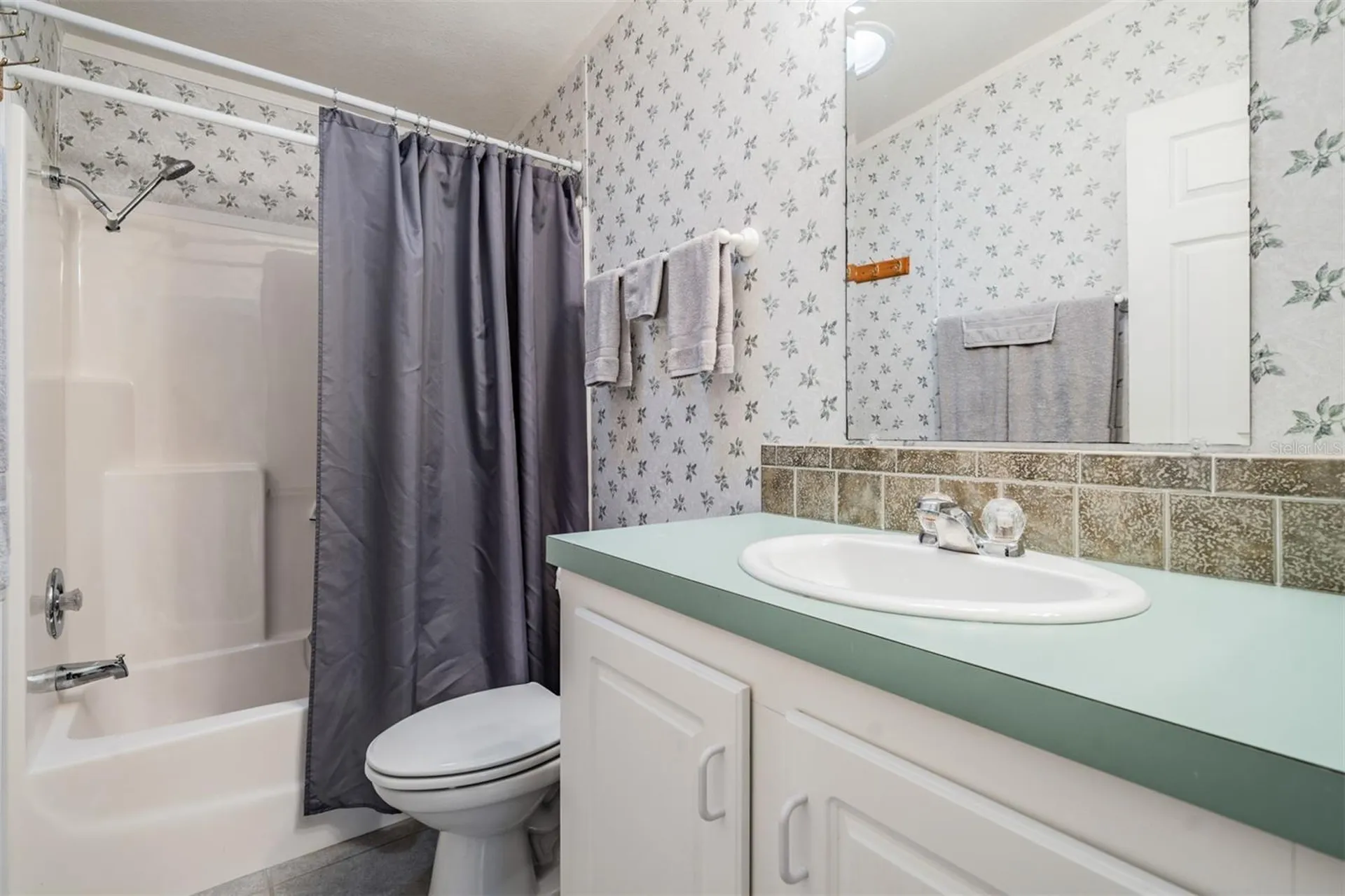37443 Gill Avenue Zephyrhills FL 33541