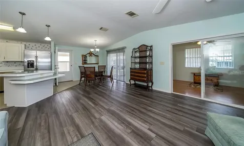 37443 Gill Avenue Zephyrhills FL 33541